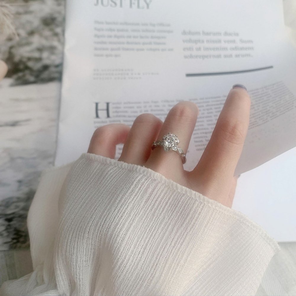 Certified 1ct. t.w. Diamond Moissanite Flower Ring NEW F - Picture 7 of 11